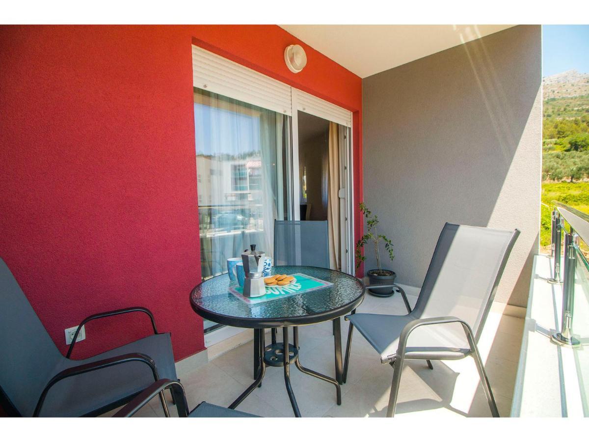 Olive Tree Apartment Podstrana Bagian luar foto